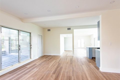 Casa en venta en Fort Lauderdale, Florida, 3 dormitorios, 176.79 m2 № 1987938 - foto 8