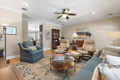 Townhouse in Saint Petersburg, Florida 4 bedrooms, 213.68 sq.m. № 1819177 - photo 6
