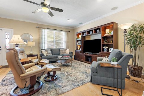Townhouse in Saint Petersburg, Florida 4 bedrooms, 213.68 sq.m. № 1819177 - photo 4