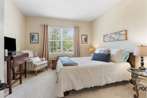Townhouse in Saint Petersburg, Florida 4 bedrooms, 213.68 sq.m. № 1819177 - photo 24
