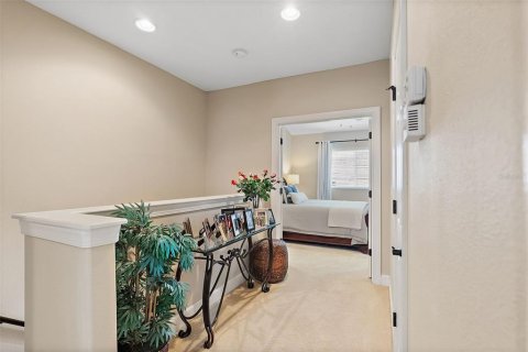 Townhouse in Saint Petersburg, Florida 4 bedrooms, 213.68 sq.m. № 1819177 - photo 15