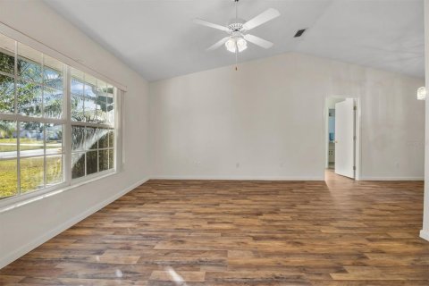 Villa ou maison à vendre à Sebring, Floride: 2 chambres, 133.69 m2 № 2142155 - photo 5