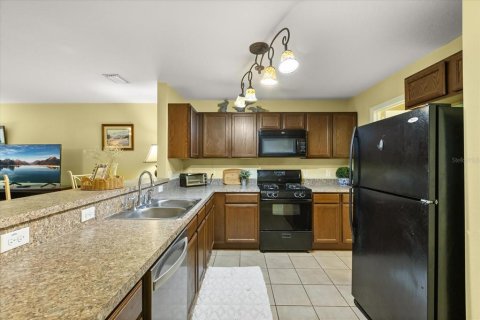 House in Leesburg, Florida 2 bedrooms, 116.5 sq.m. № 2111072 - photo 10