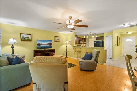 House in Leesburg, Florida 2 bedrooms, 116.5 sq.m. № 2111072 - photo 20