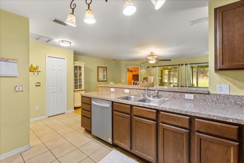 House in Leesburg, Florida 2 bedrooms, 116.5 sq.m. № 2111072 - photo 9