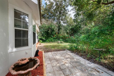 House in Winter Springs, Florida 2 bedrooms, 144.93 sq.m. № 2396532 - photo 6