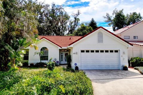House in Winter Springs, Florida 2 bedrooms, 144.93 sq.m. № 2396532