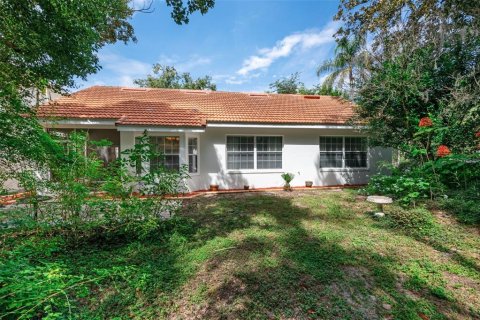 House in Winter Springs, Florida 2 bedrooms, 144.93 sq.m. № 2396532 - photo 5