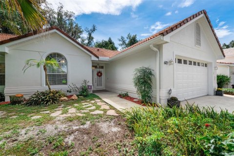 House in Winter Springs, Florida 2 bedrooms, 144.93 sq.m. № 2396532 - photo 13