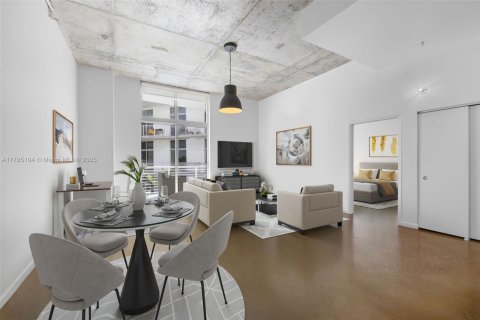 Кондоминиум с 1 спальней в Майами-Бич, Флорида № 2013638