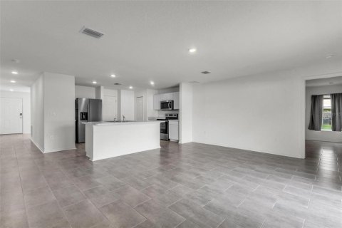 House in Palm Coast, Florida 4 bedrooms, 167.97 sq.m. № 2201212 - photo 14