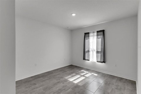 House in Palm Coast, Florida 4 bedrooms, 167.97 sq.m. № 2201212 - photo 20