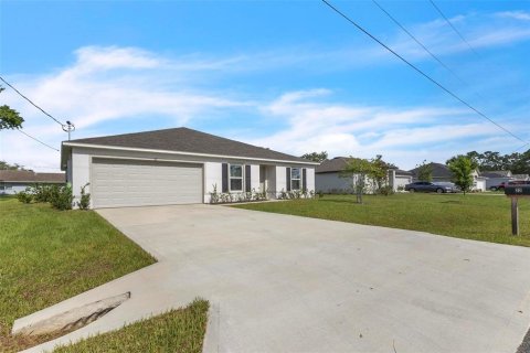 House in Palm Coast, Florida 4 bedrooms, 167.97 sq.m. № 2201212 - photo 4