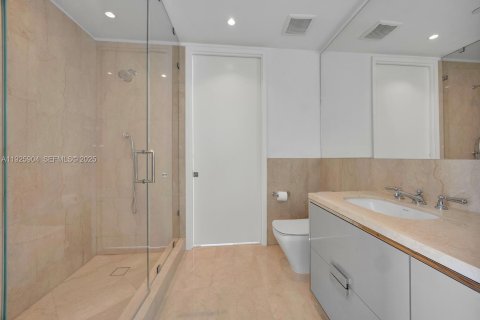 Condo in Sunny Isles Beach, Florida, 4 bedrooms  № 1998169 - photo 26
