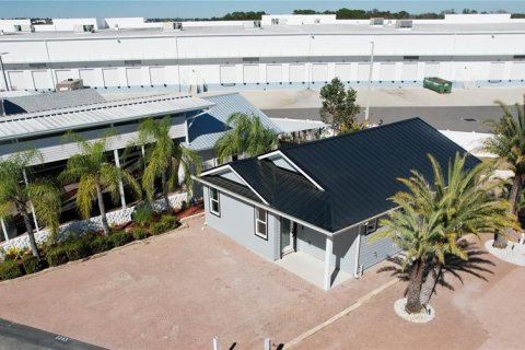 House in Davenport, Florida 2 bedrooms, 111.95 sq.m. № 2092796 - photo 6