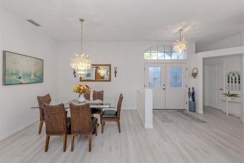 Villa ou maison à vendre à Venice, Floride: 3 chambres, 181.25 m2 № 2419110 - photo 6