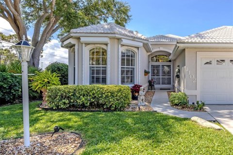Villa ou maison à vendre à Venice, Floride: 3 chambres, 181.25 m2 № 2419110 - photo 2