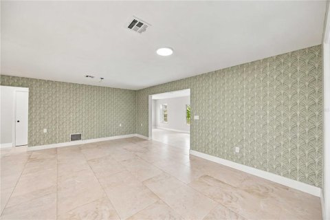 Villa ou maison à vendre à Port Charlotte, Floride: 3 chambres, 184.97 m2 № 2406401 - photo 28