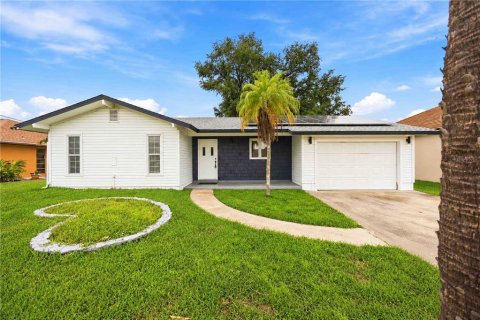 Villa ou maison à Port Charlotte, Floride 3 chambres, 184.97 m2 № 2406401