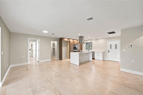 Villa ou maison à vendre à Port Charlotte, Floride: 3 chambres, 184.97 m2 № 2406401 - photo 27