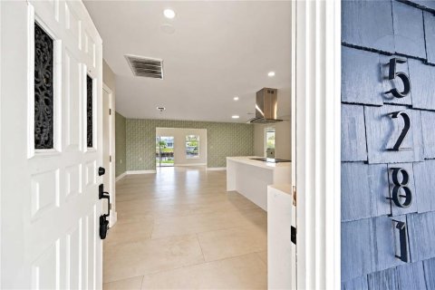 Villa ou maison à vendre à Port Charlotte, Floride: 3 chambres, 184.97 m2 № 2406401 - photo 21