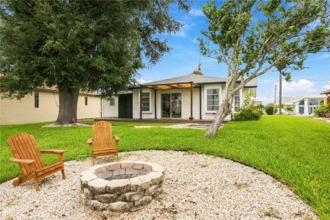 Villa ou maison à vendre à Port Charlotte, Floride: 3 chambres, 184.97 m2 № 2406401 - photo 17