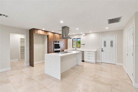 Villa ou maison à vendre à Port Charlotte, Floride: 3 chambres, 184.97 m2 № 2406401 - photo 23