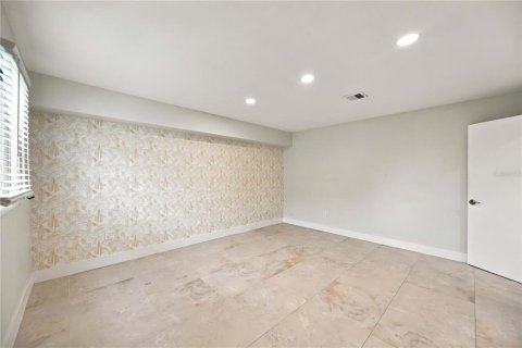Villa ou maison à vendre à Port Charlotte, Floride: 3 chambres, 184.97 m2 № 2406401 - photo 3