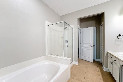 Townhouse in Davenport, Florida 3 bedrooms, 223.15 sq.m. № 1904116 - photo 20