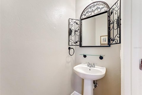 Townhouse in Davenport, Florida 3 bedrooms, 223.15 sq.m. № 1904116 - photo 23
