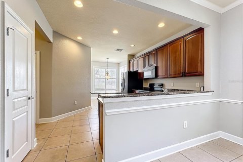 Townhouse in Davenport, Florida 3 bedrooms, 223.15 sq.m. № 1904116 - photo 11
