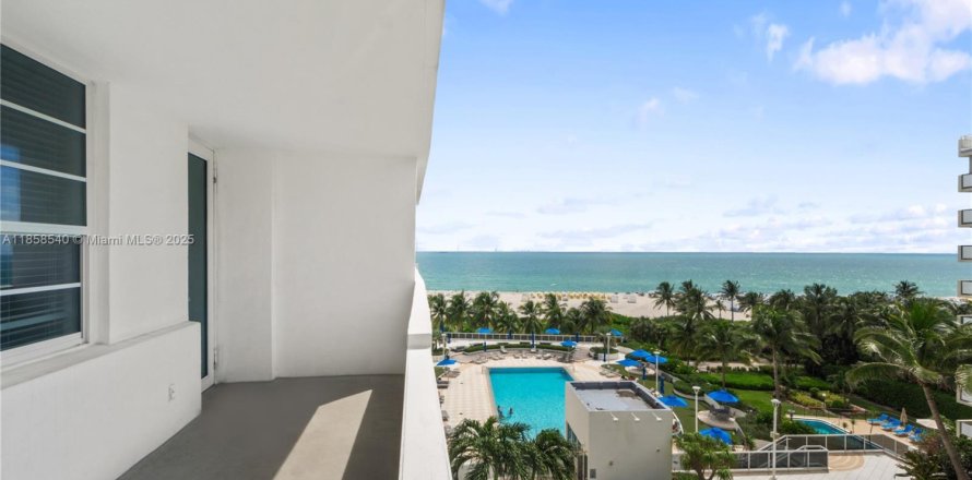 Condo à Miami Beach, Floride, 1 chambre № 1882080