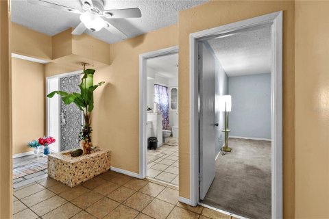 House in Saint Petersburg, Florida 3 bedrooms, 202.9 sq.m. № 1911508 - photo 26