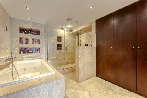 Condominio en venta en Hollywood, Florida, 2 dormitorios, 144.28 m2 № 1713091 - foto 9