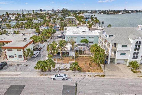 Casa en venta en Saint Pete Beach, Florida, 1 dormitorio, 44.96 m2 № 1745138 - foto 2