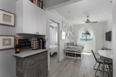 Condominio en venta en Miami Beach, Florida, 1 dormitorio, 38.09 m2 № 2016859 - foto 5
