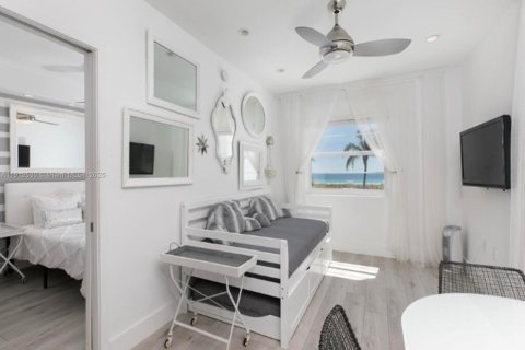 Condominio en venta en Miami Beach, Florida, 1 dormitorio, 38.09 m2 № 2016859 - foto 3