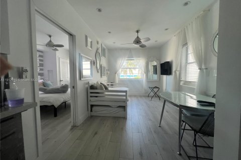 Condominio en venta en Miami Beach, Florida, 1 dormitorio, 38.09 m2 № 2016859 - foto 15