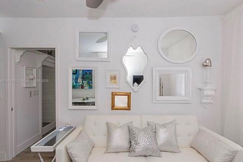Condominio en venta en Miami Beach, Florida, 1 dormitorio, 38.09 m2 № 2016859 - foto 6