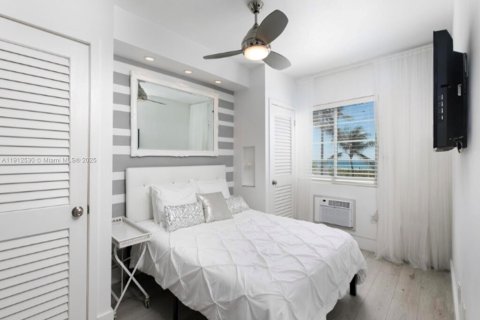 Condominio en venta en Miami Beach, Florida, 1 dormitorio, 38.09 m2 № 2016859 - foto 11