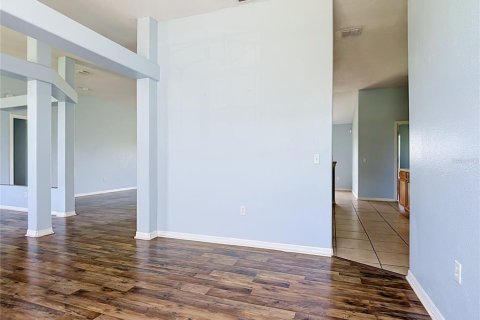 House in Kissimmee, Florida 3 bedrooms, 178.93 sq.m. № 2210569 - photo 9