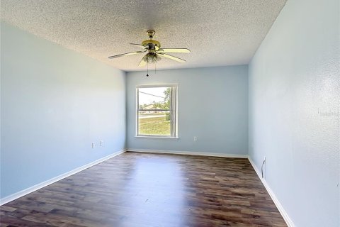 House in Kissimmee, Florida 3 bedrooms, 178.93 sq.m. № 2210569 - photo 19