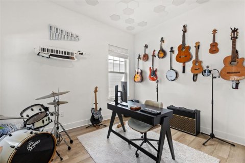 Casa en venta en Oakland, Florida, 4 dormitorios, 208.66 m2 № 2384318 - foto 4