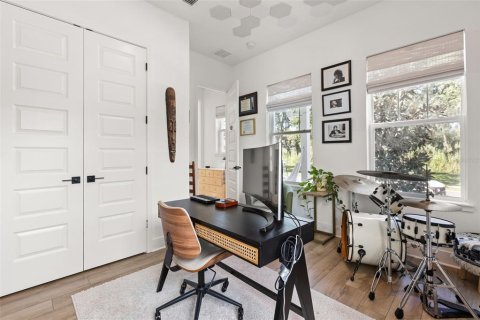 Casa en venta en Oakland, Florida, 4 dormitorios, 208.66 m2 № 2384318 - foto 5