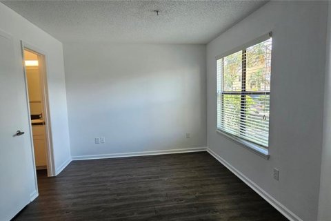 Condominio en alquiler en Saint Petersburg, Florida, 1 dormitorio, 46.45 m2 № 1904124 - foto 10