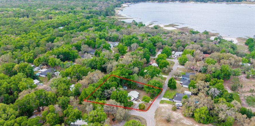 Casa en Melrose, Florida 3 dormitorios, 109.25 m2 № 2120145