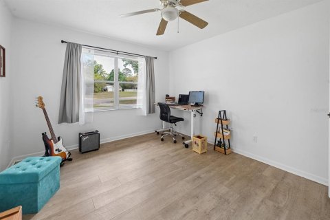 Casa en venta en Melrose, Florida, 3 dormitorios, 109.25 m2 № 2120145 - foto 25