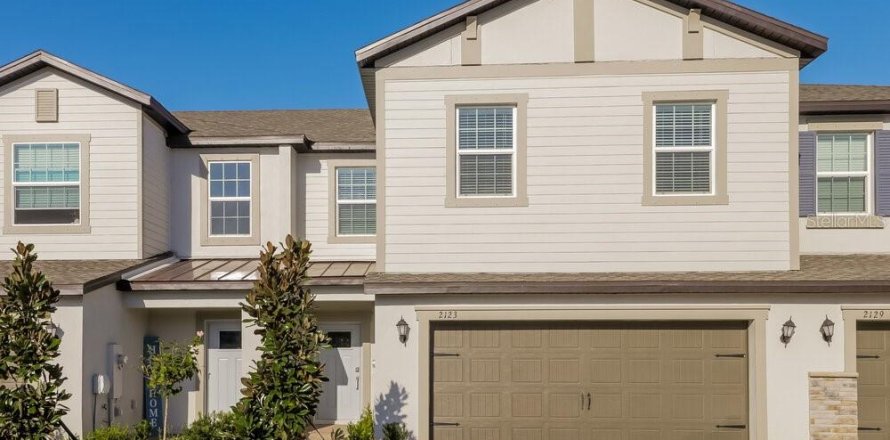 Townhouse in Lutz, Florida 3 bedrooms, 215.44 sq.m. № 2277701