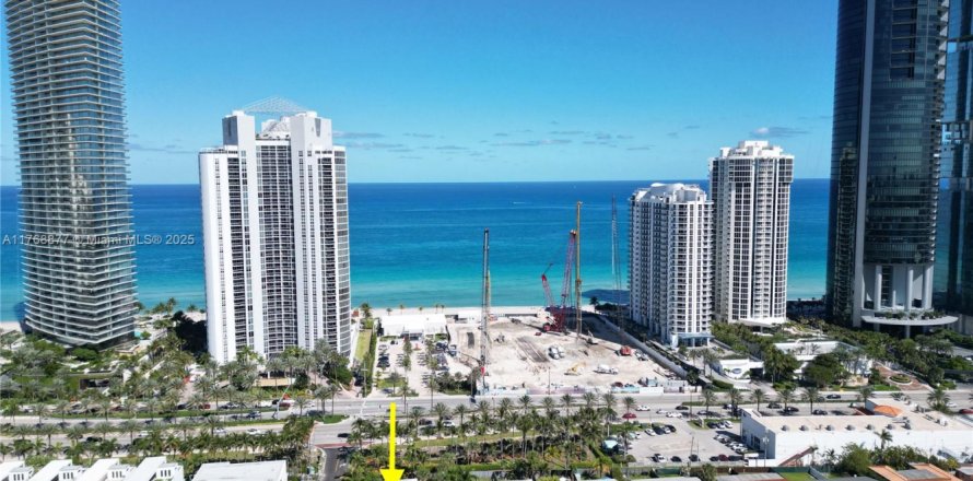 Propiedad comercial en Sunny Isles Beach, Florida 185.62 m2 № 1698031