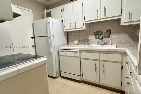 Снять в аренду кондоминиум в Майами-Бич, Флорида 1 спальня, 52.03м2, № 2170594 - фото 5